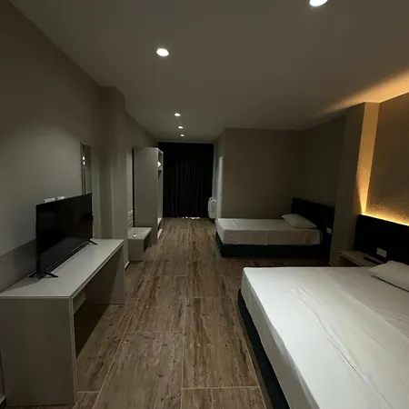 Xhelili 3*